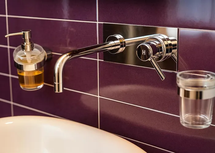 Ihh Collection - Ihh Suites